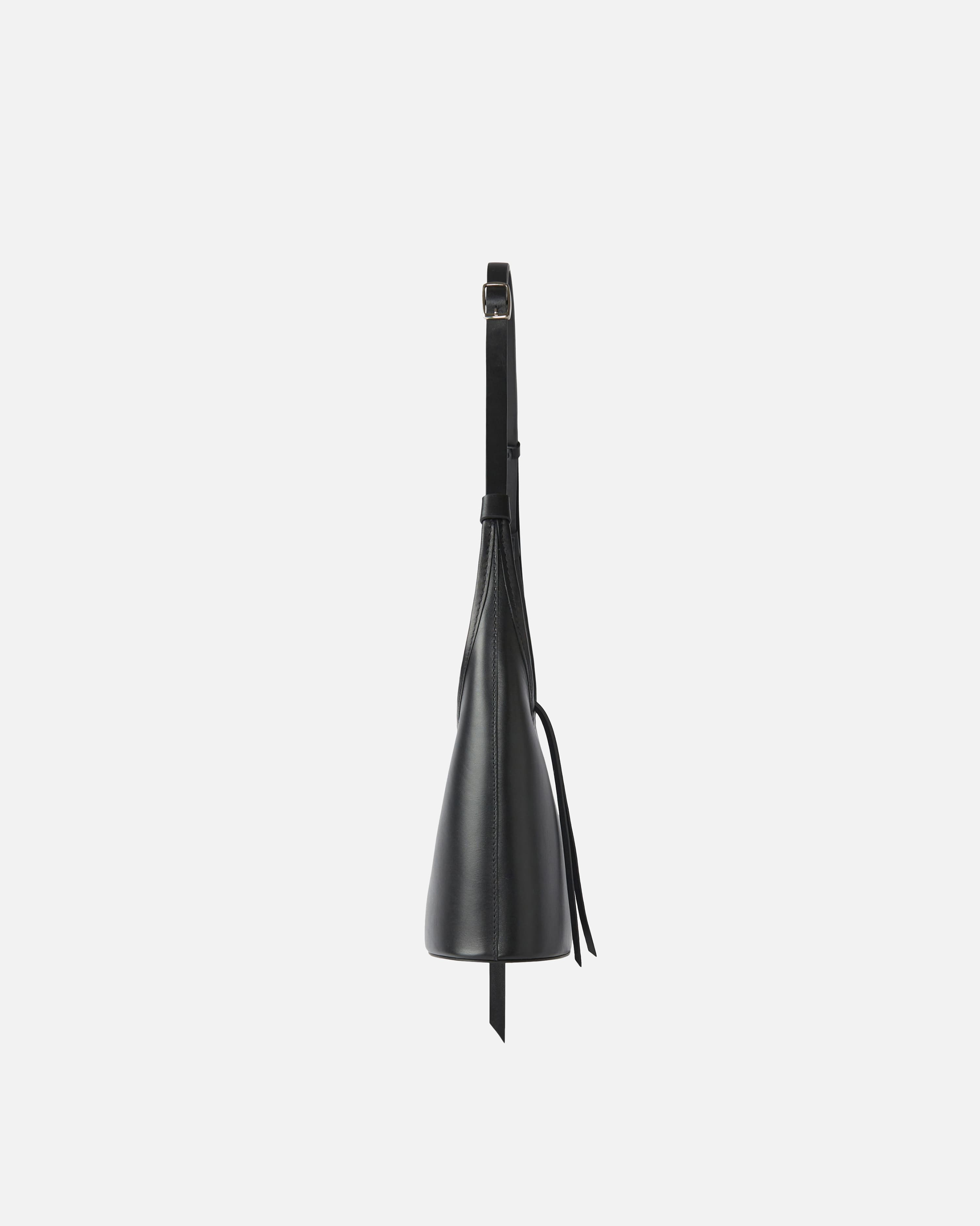 01.2MERIT LARGE BLACK