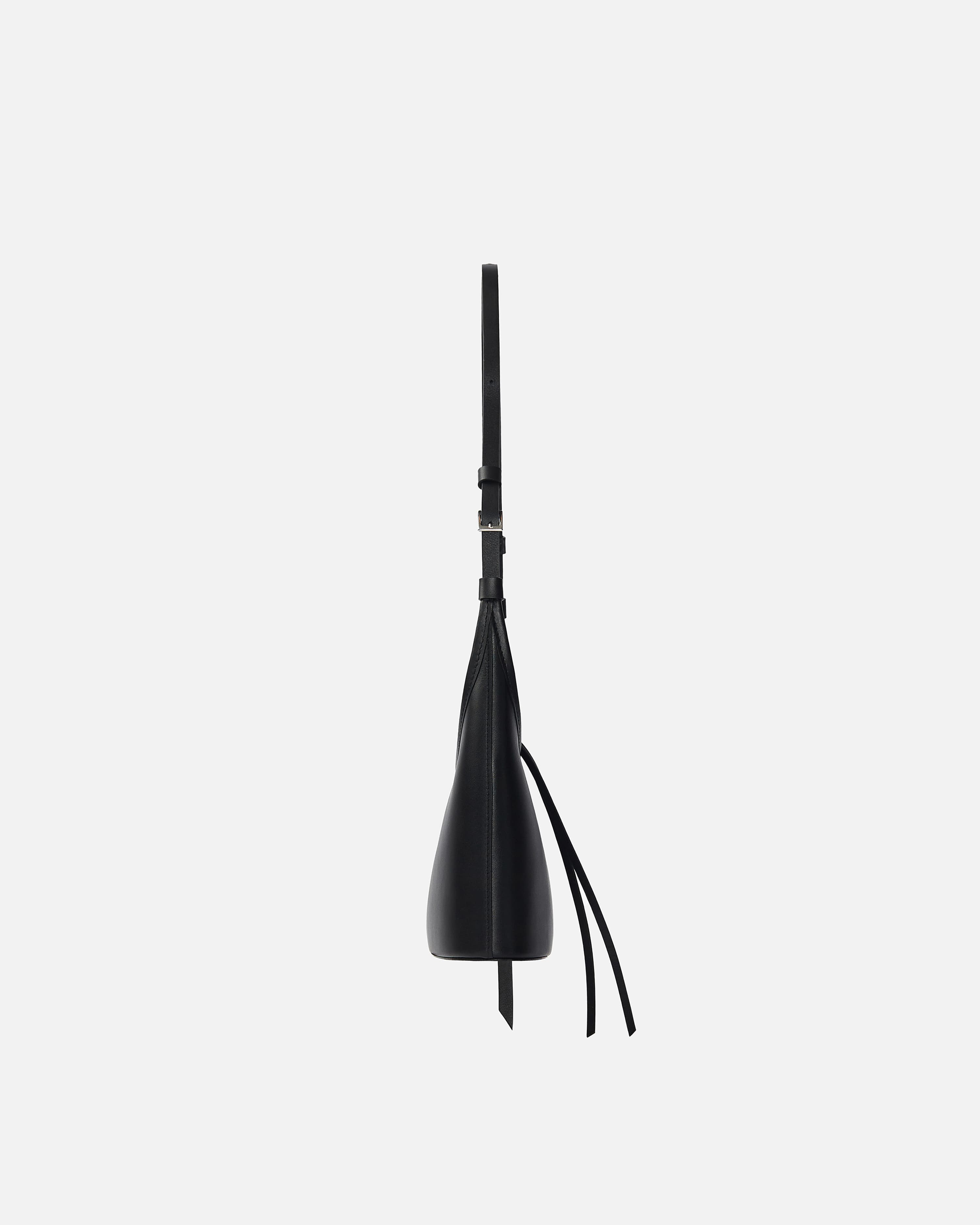 01MERIT BLACK