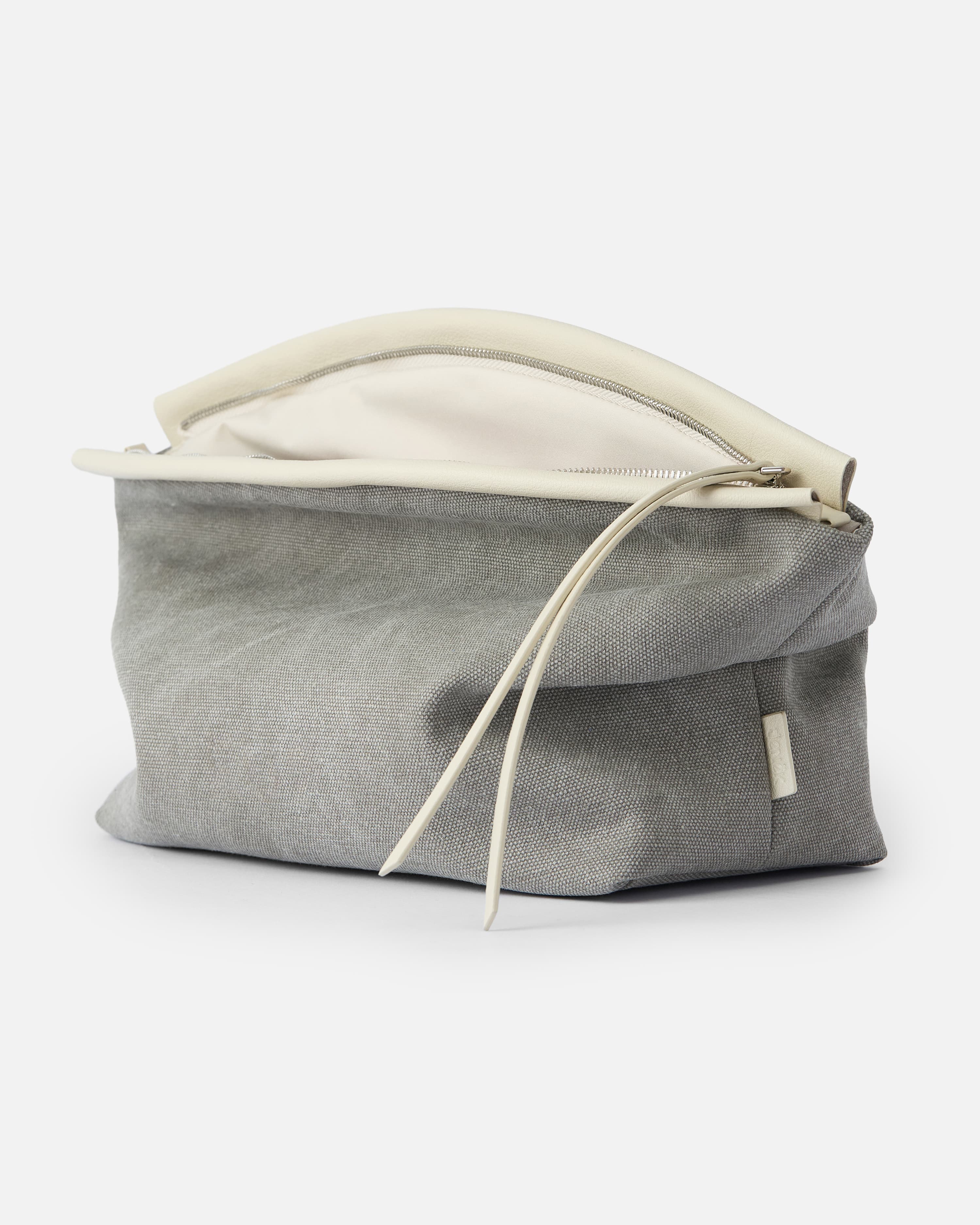 CANVAS BIG CURVE LAMB