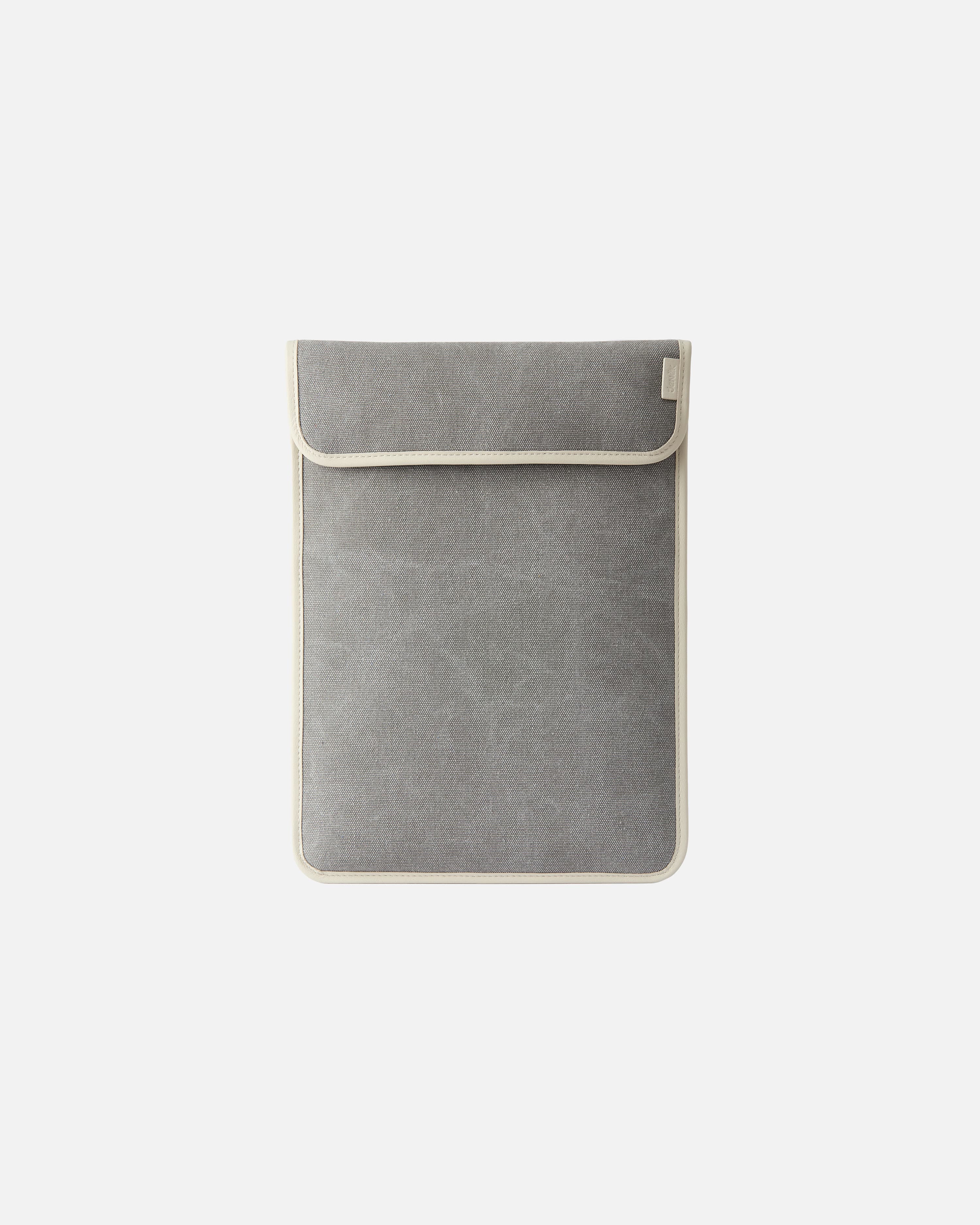 CANVAS LAPTOP CASE LAMB
