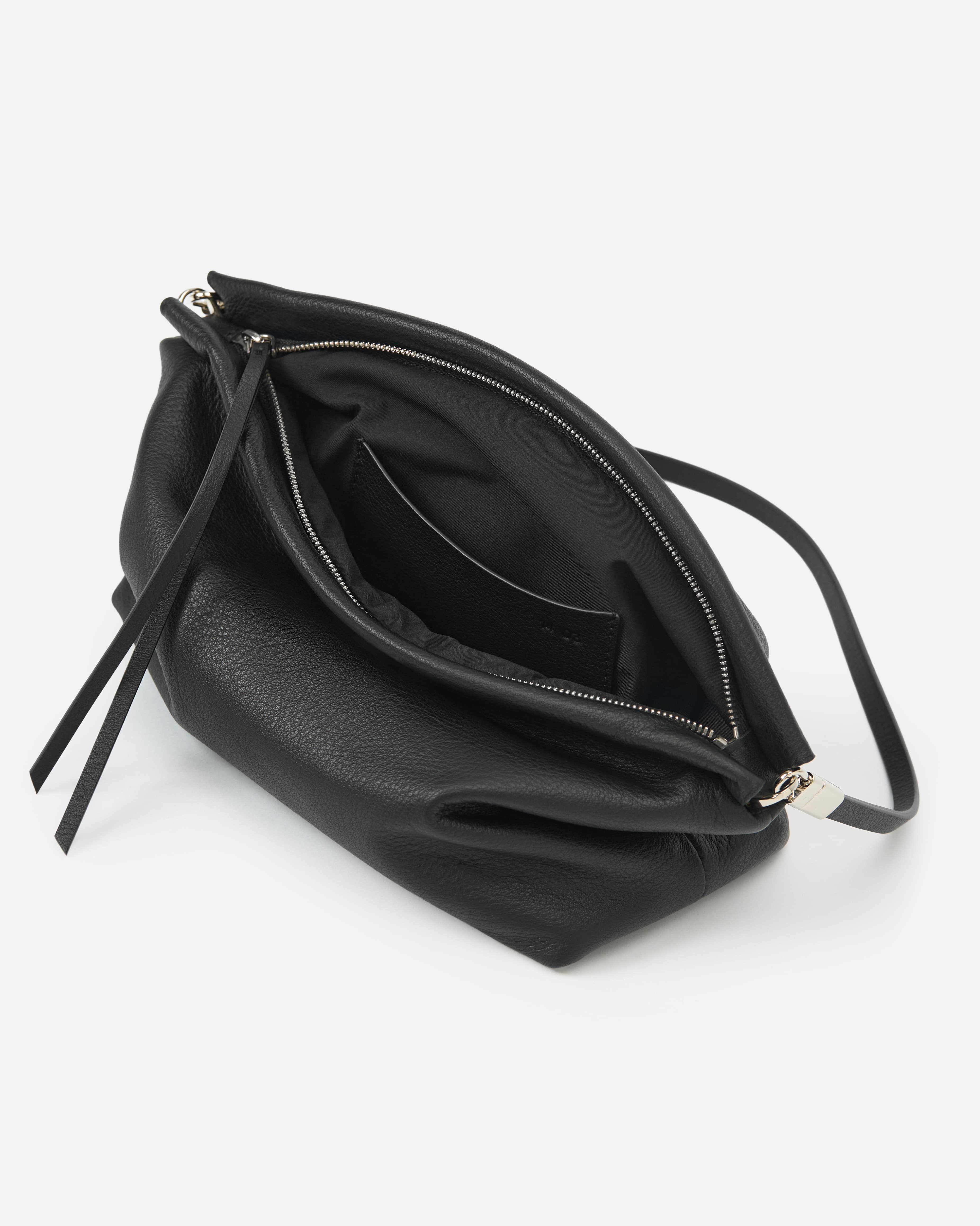 14CURVE BAG BLACK